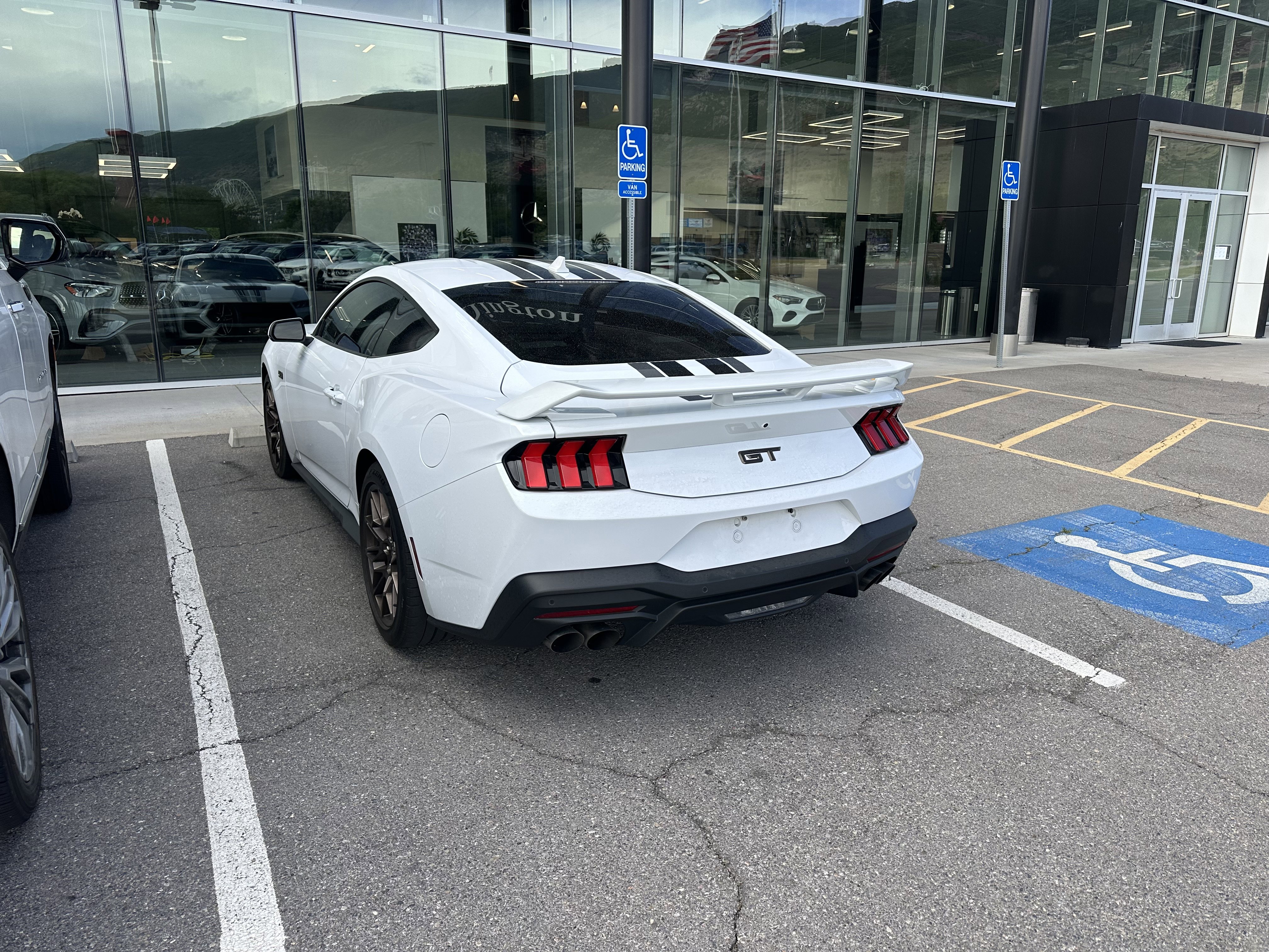 Used 2024 Ford Mustang GT Premium w/ GT Performance Package RWD image 4
