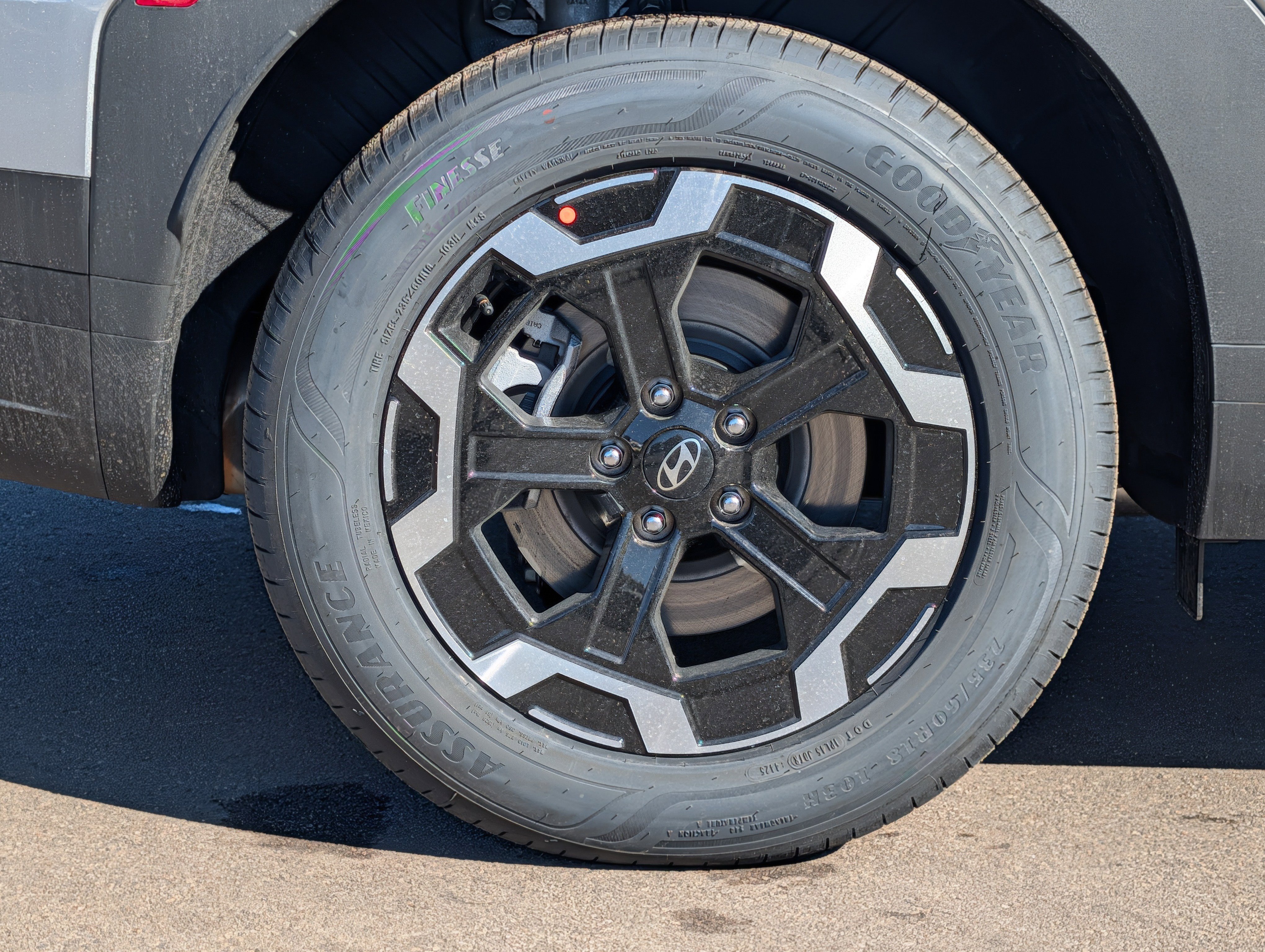 New 2026 Hyundai Santa Fe SE image 5