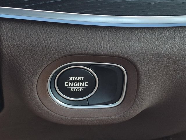 Certified 2025 Mercedes-Benz GLE 450e 4MATIC image 37