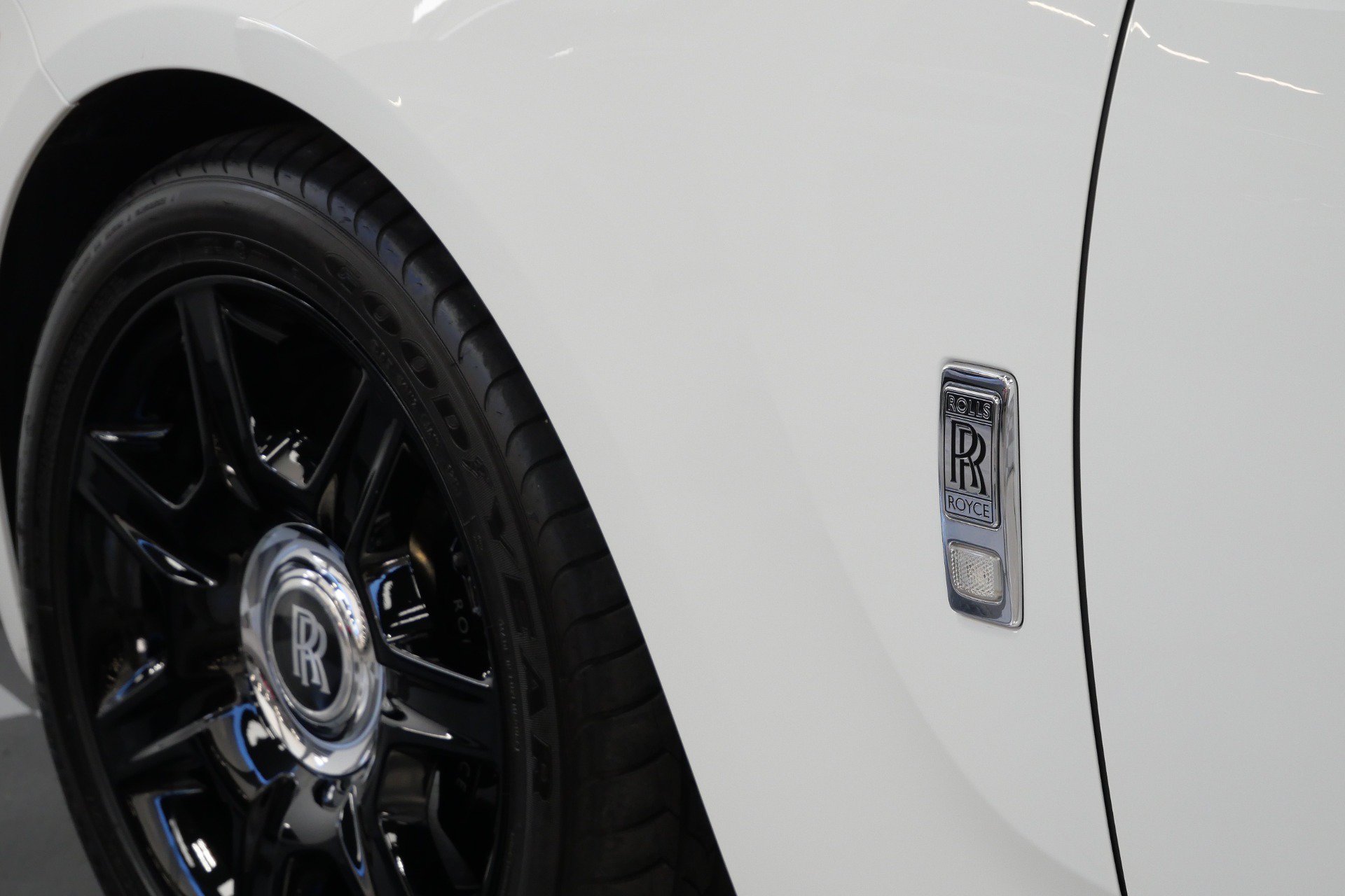 Used 2013 Rolls-Royce Ghost RWD image 49