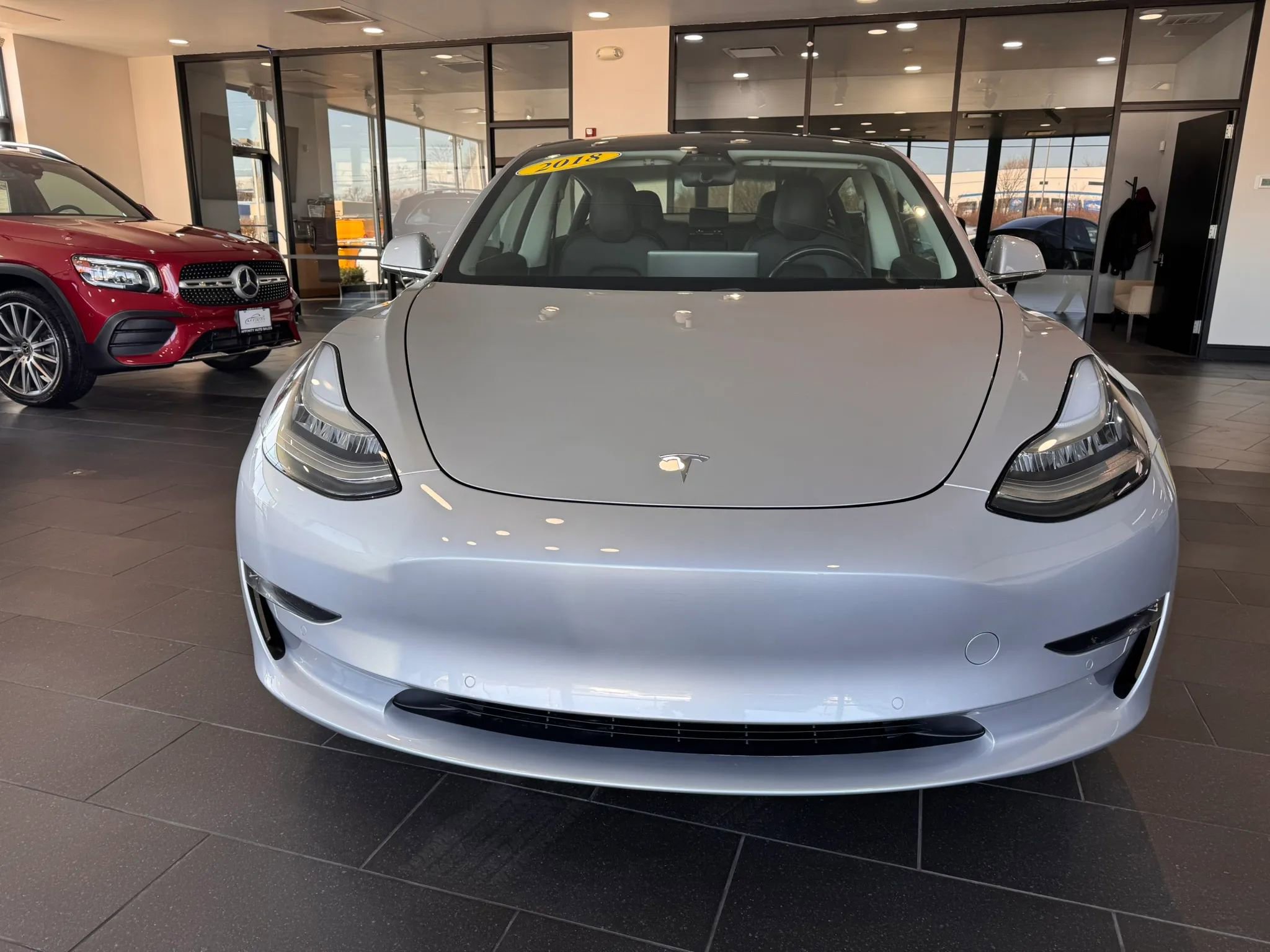 Used 2018 Tesla Model 3 Long Range image 8