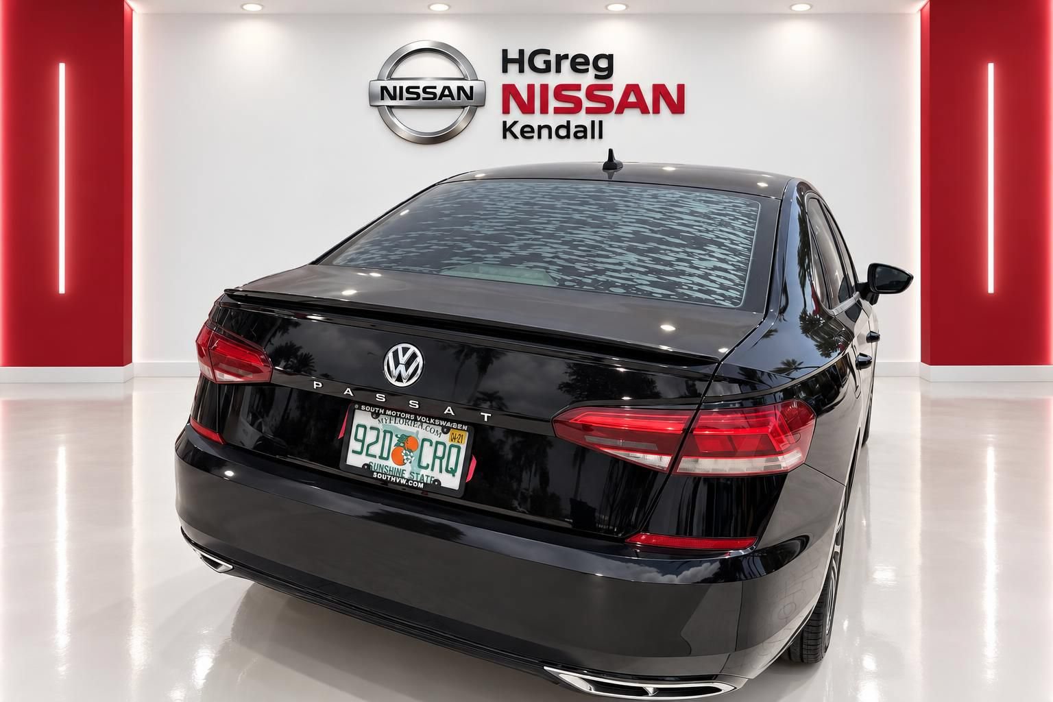 Used 2020 Volkswagen Passat 2.0T R-Line FWD image 3