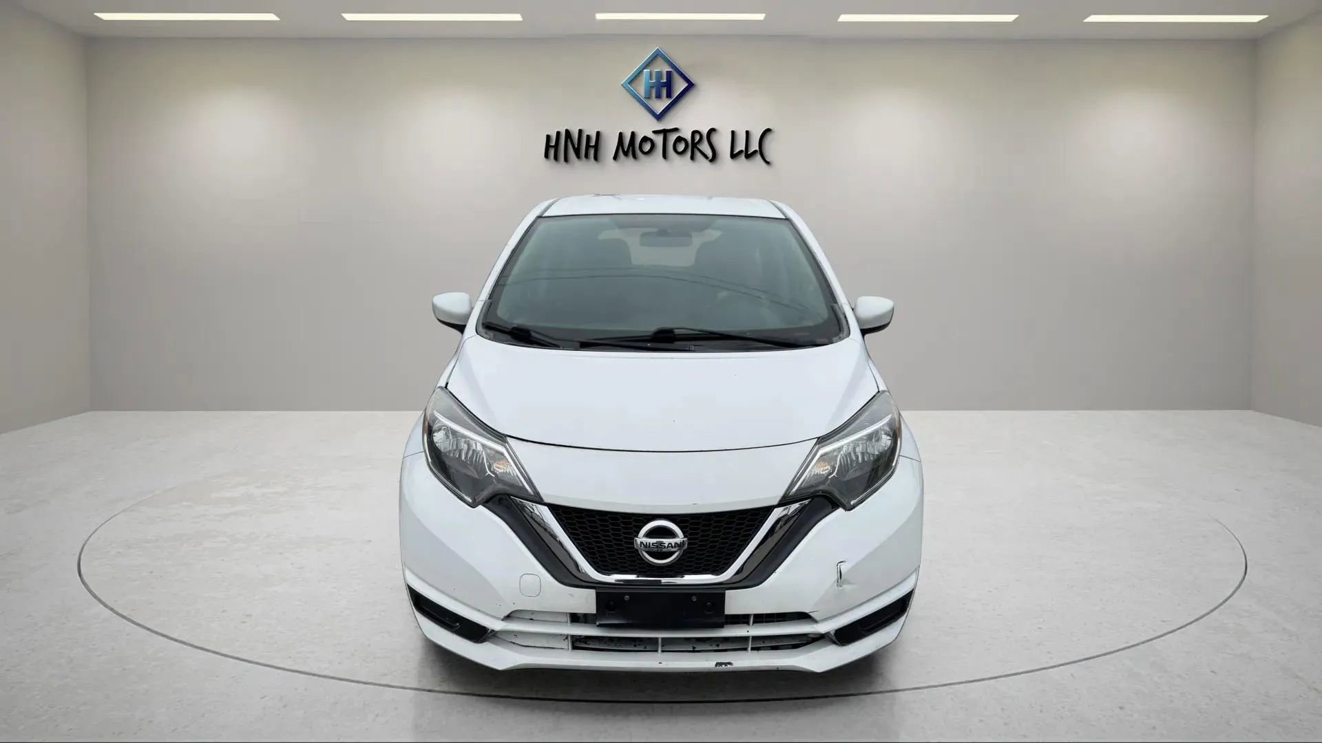 Used 2018 Nissan Versa Note SV image 8