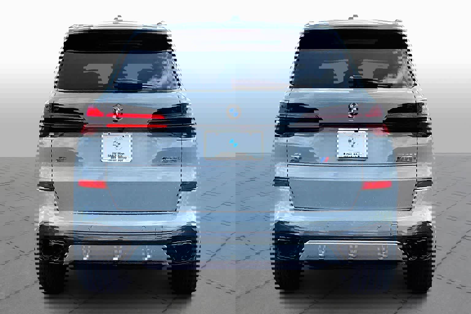 New 2026 BMW X5 M60i AWD/4WD image 4