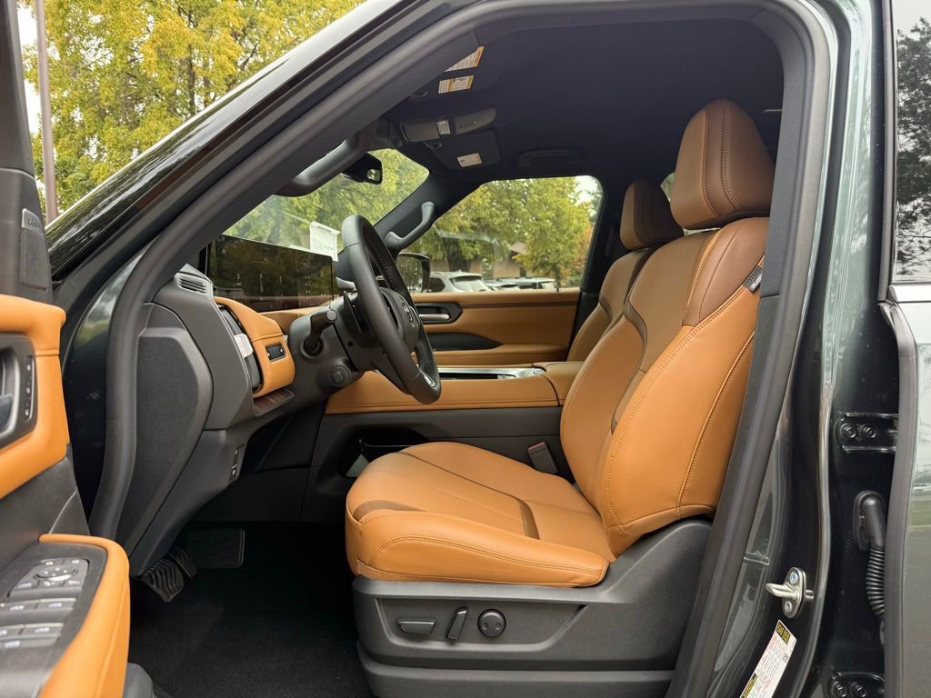 New 2026 Nissan Armada SL w/ Captain's Chari Seat Package image 11