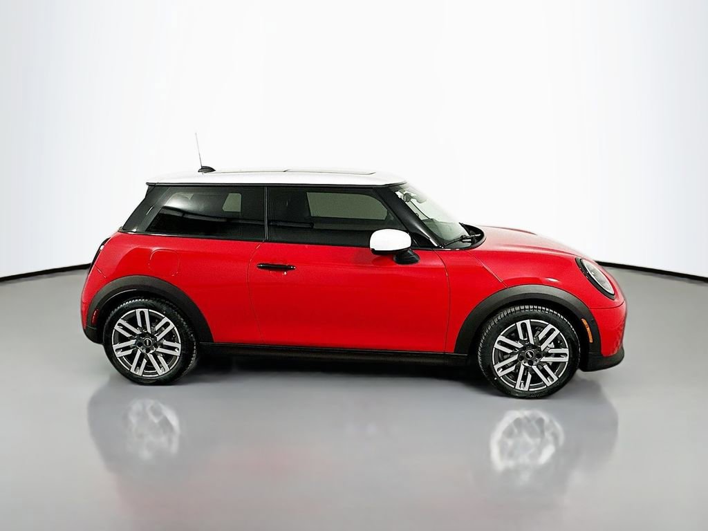 Certified 2025 MINI Cooper 2-Door Hardtop image 4