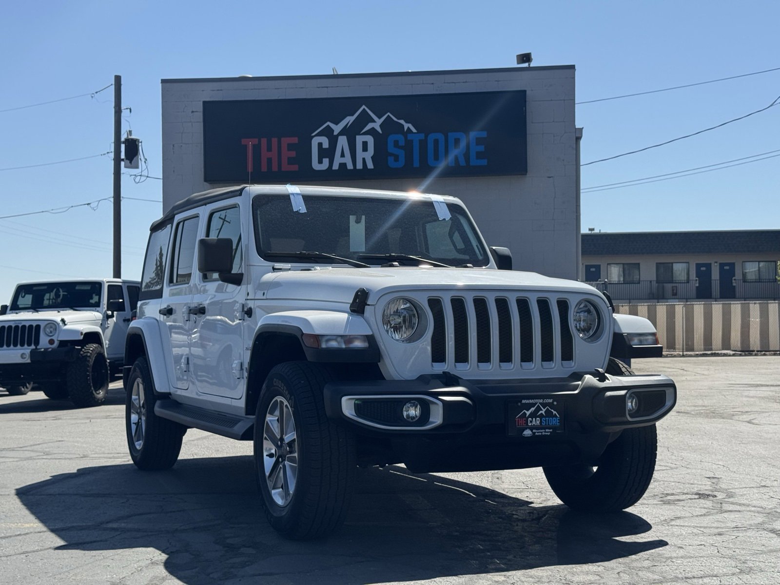 Used 2022 Jeep Wrangler Unlimited Sahara image 1