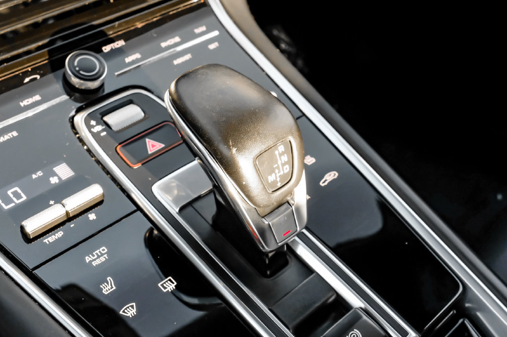 Used 2019 Porsche Panamera GTS AWD/4WD image 27