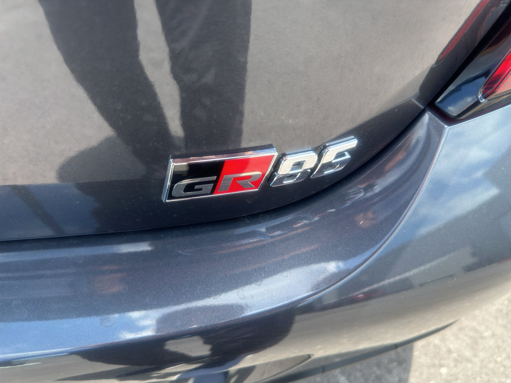Used 2024 Toyota GR86 Premium RWD image 7
