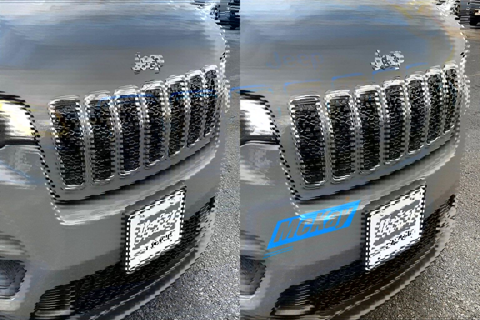 Used 2019 Jeep Cherokee Latitude Plus w/ Cold Weather Group image 24