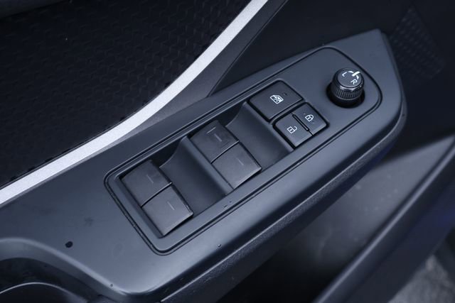 Used 2020 Toyota C-HR LE image 13