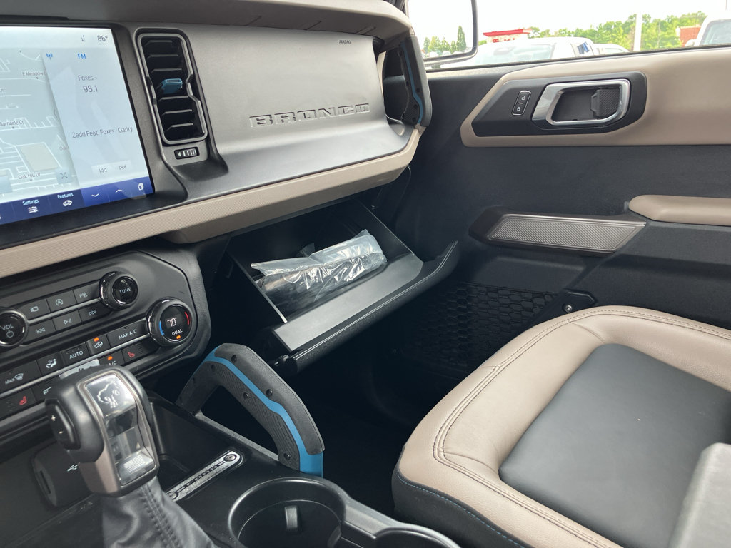 Used 2023 Ford Bronco Wildtrak AWD/4WD image 25