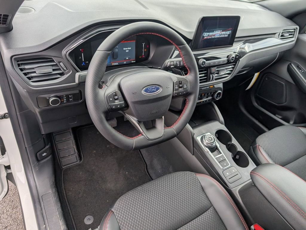 New 2026 Ford Escape ST-Line w/ Cold Weather Package image 19