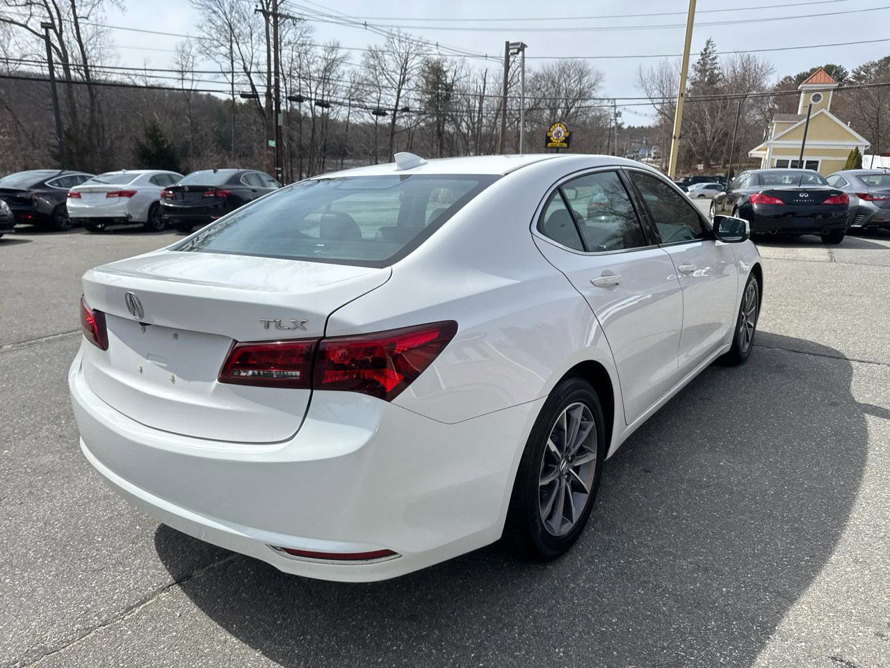 Used 2015 Acura TLX w/ Technology Package FWD image 8