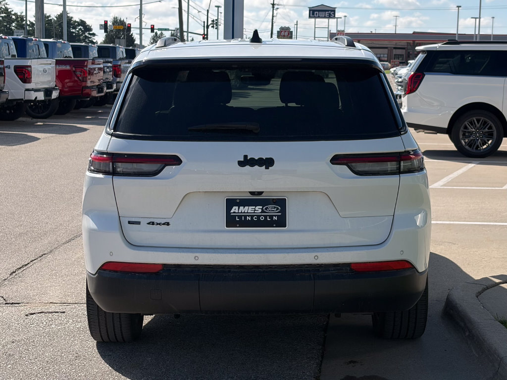 Used 2021 Jeep Grand Cherokee L Laredo AWD/4WD image 5