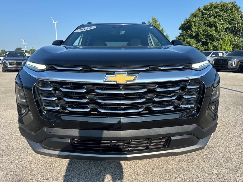 Used 2025 Chevrolet Equinox LT w/ Convenience Package II FWD image 10