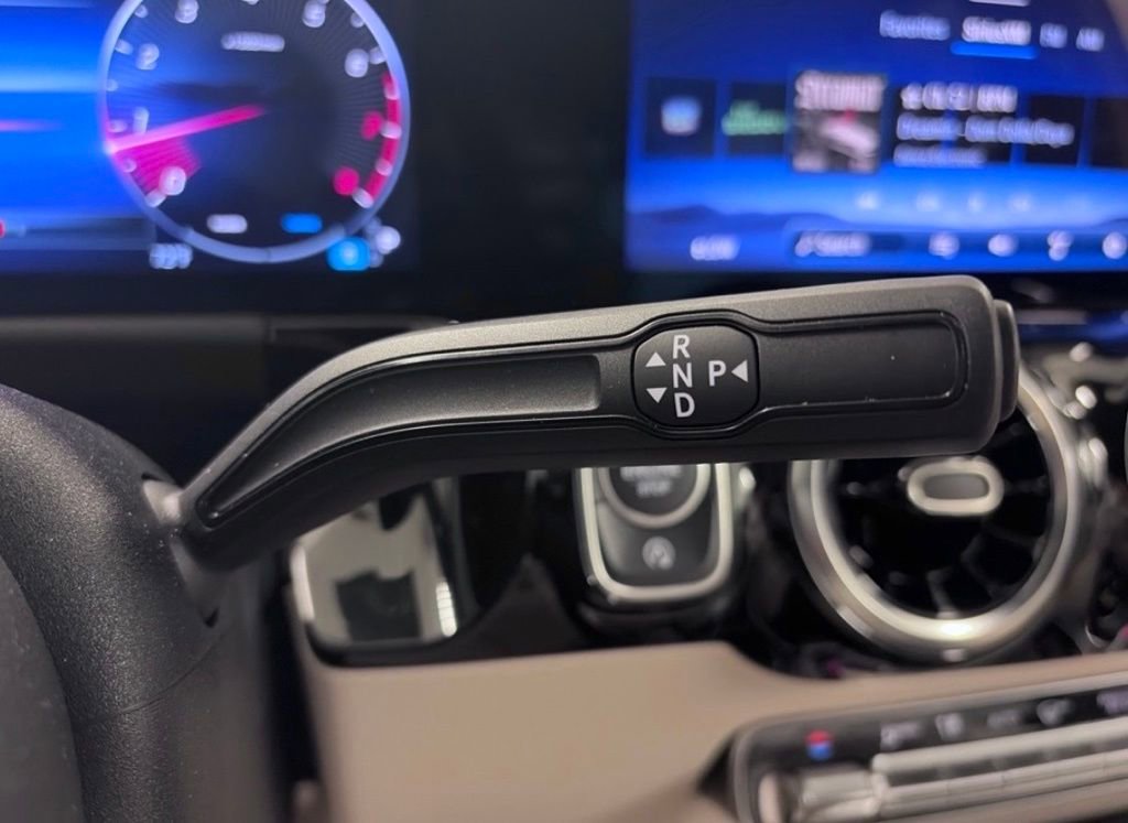 Certified 2025 Mercedes-Benz GLA 250 4MATIC image 20