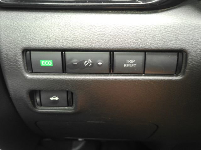 Used 2020 Nissan Sentra SR image 34