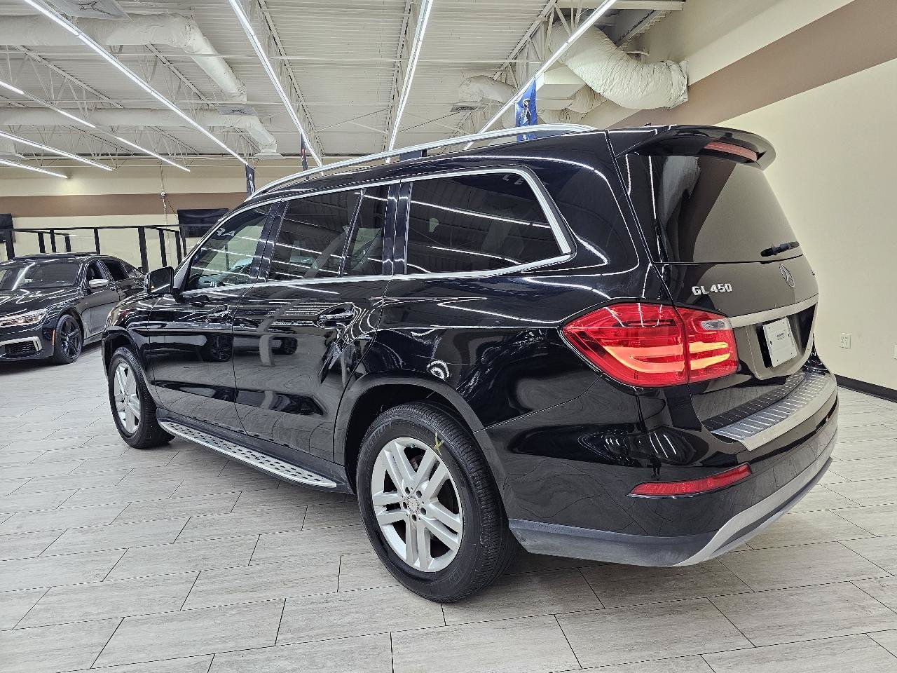 Used 2015 Mercedes-Benz GL 450 4MATIC image 8