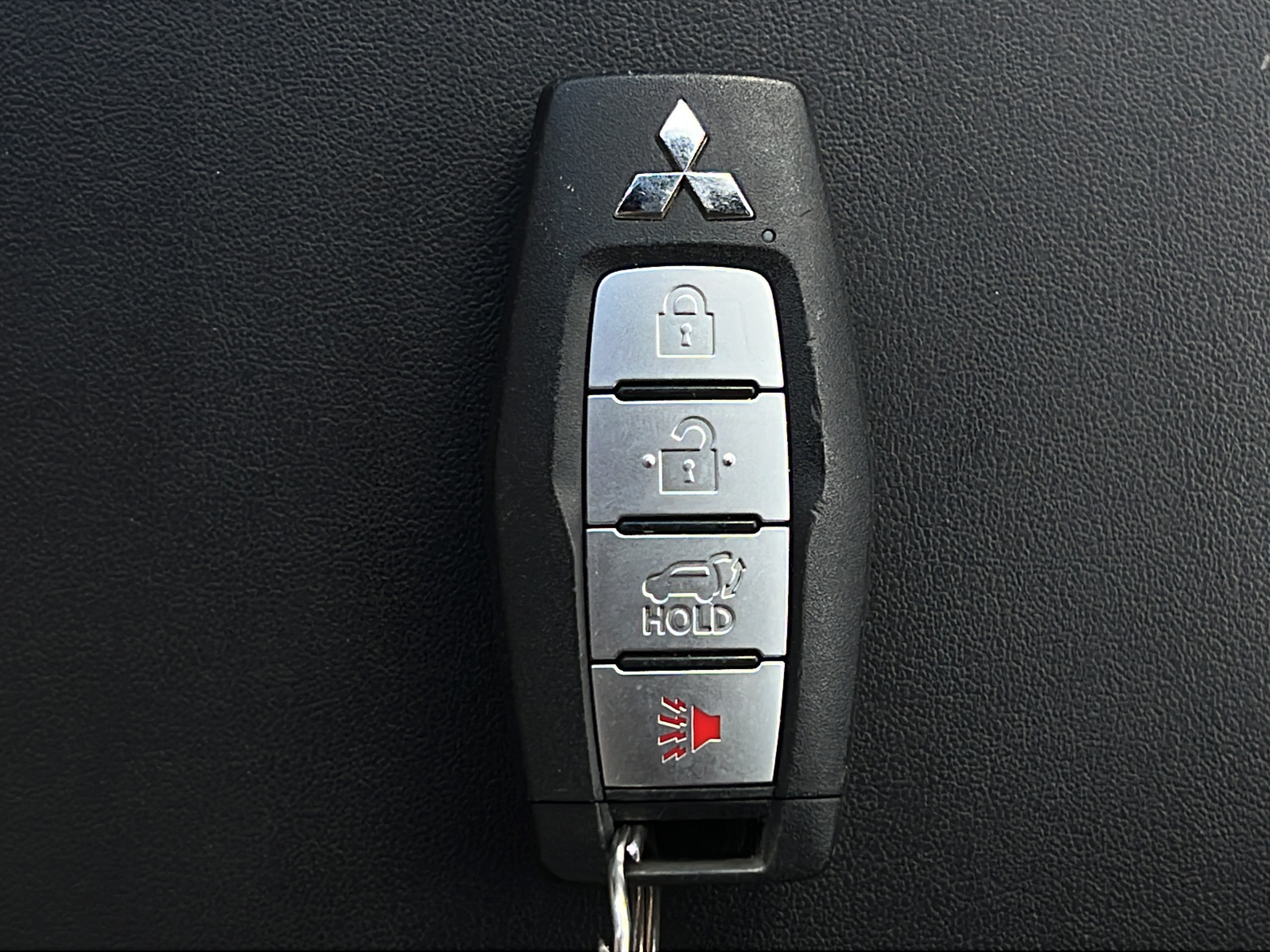 Used 2023 Mitsubishi Outlander SE FWD image 22
