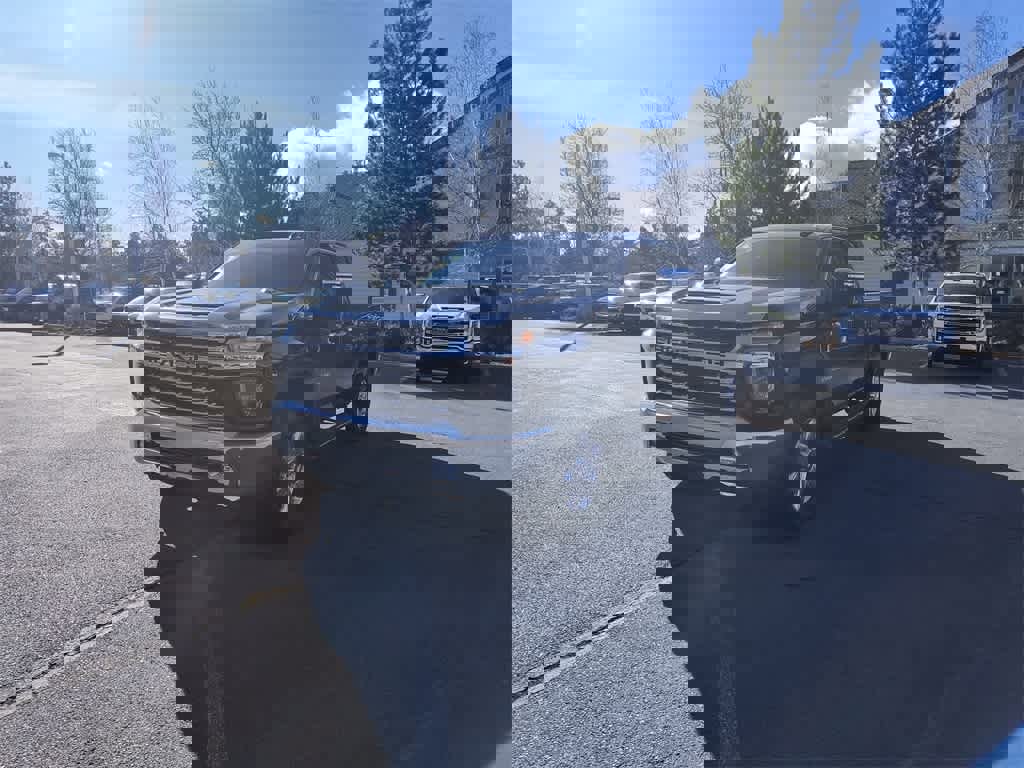 Used 2020 Chevrolet Silverado 2500 LTZ w/ LTZ Premium Package image 2