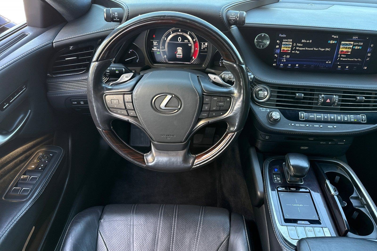 Used 2020 Lexus LS 500 w/ Interior Upgrade Package RWD image 27