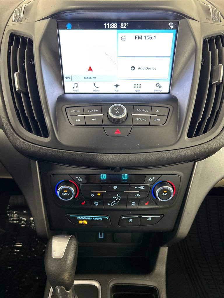 Used 2017 Ford Escape SE w/ Equipment Group 201A AWD/4WD image 14