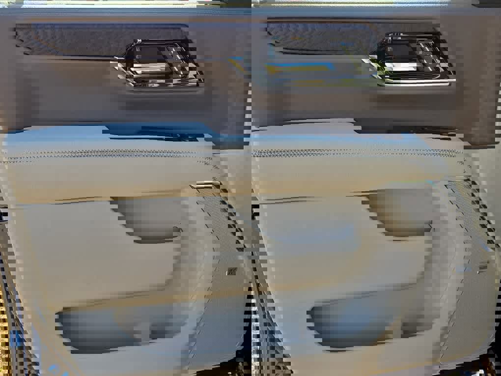 New 2026 GMC Yukon Denali image 12