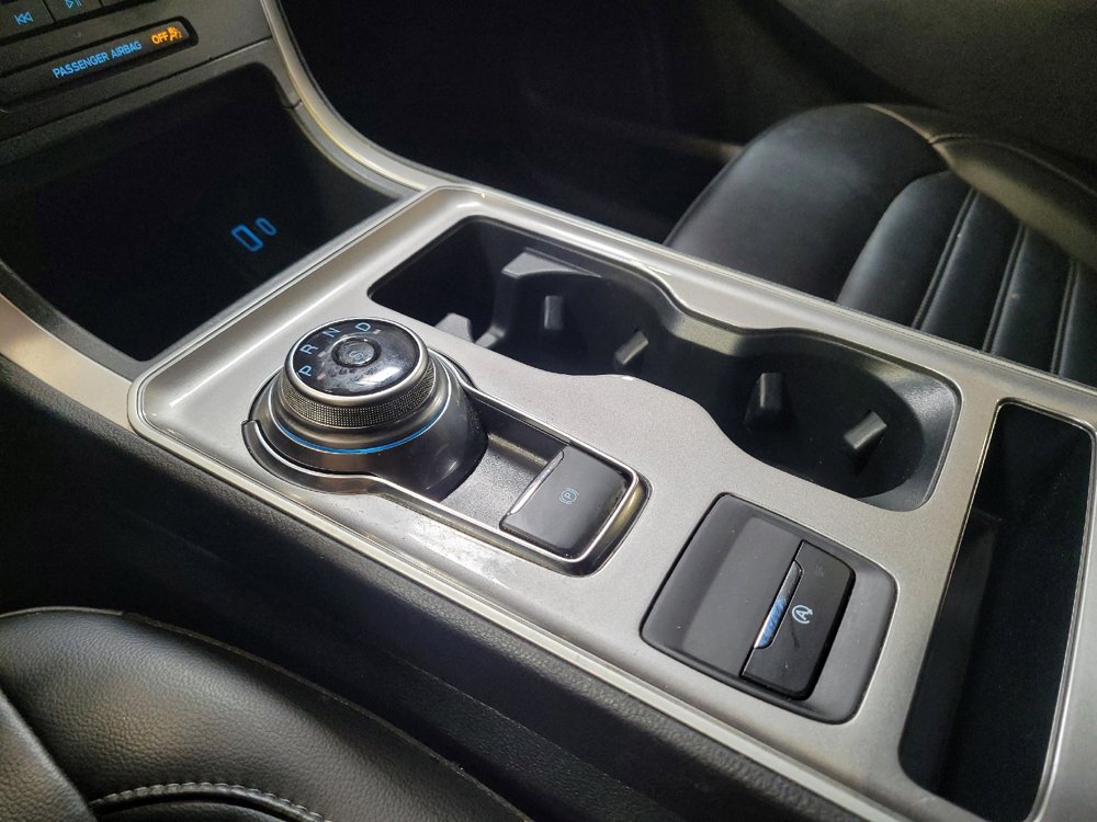 Used 2024 Ford Edge SEL image 26