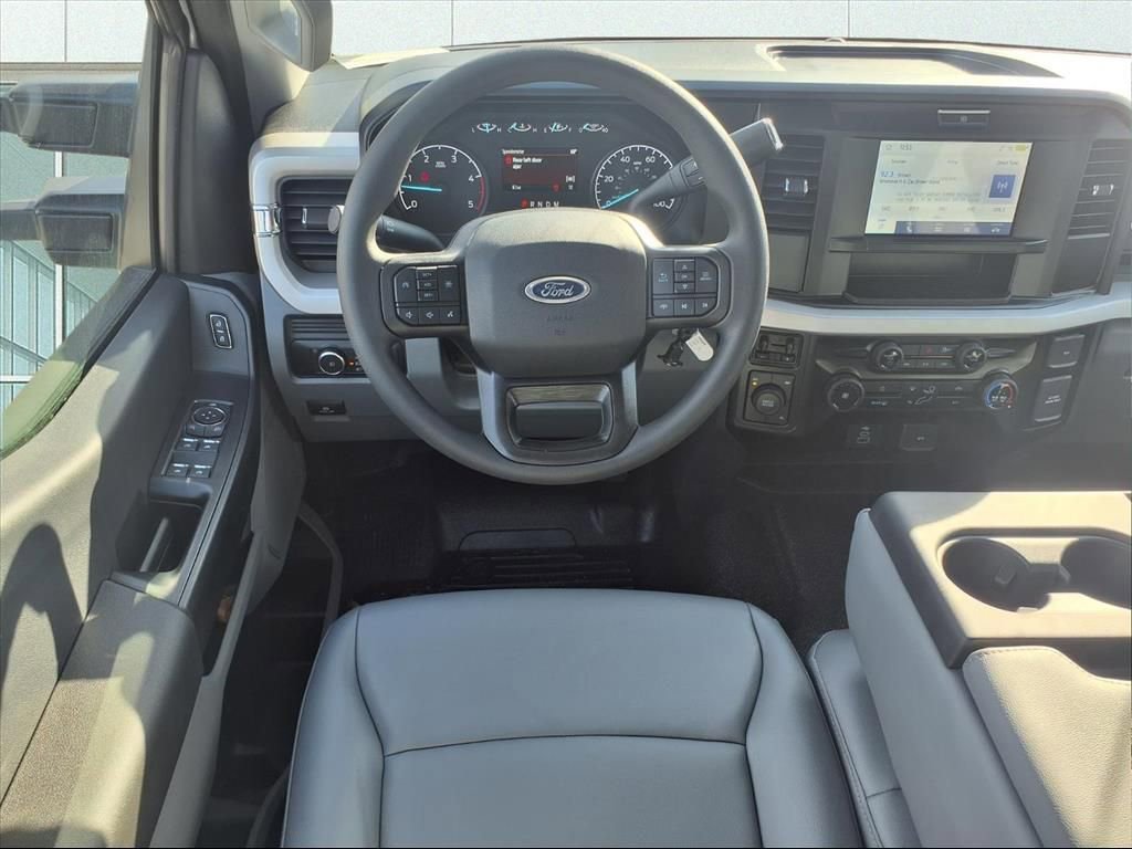New 2026 Ford F550 4x4 Supercab Super Duty image 5