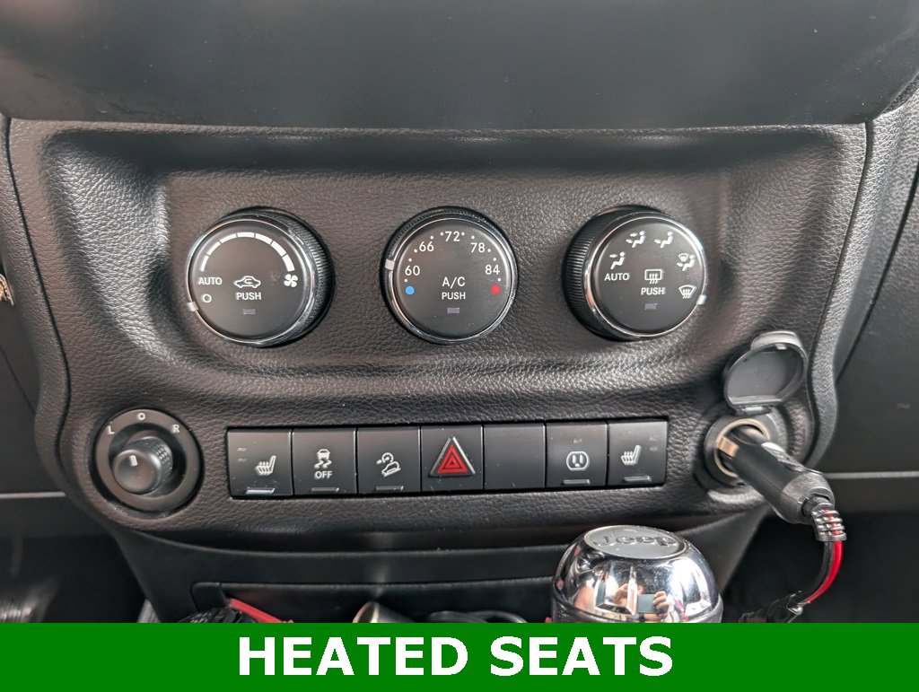 Used 2018 Jeep Wrangler Unlimited Rubicon image 2