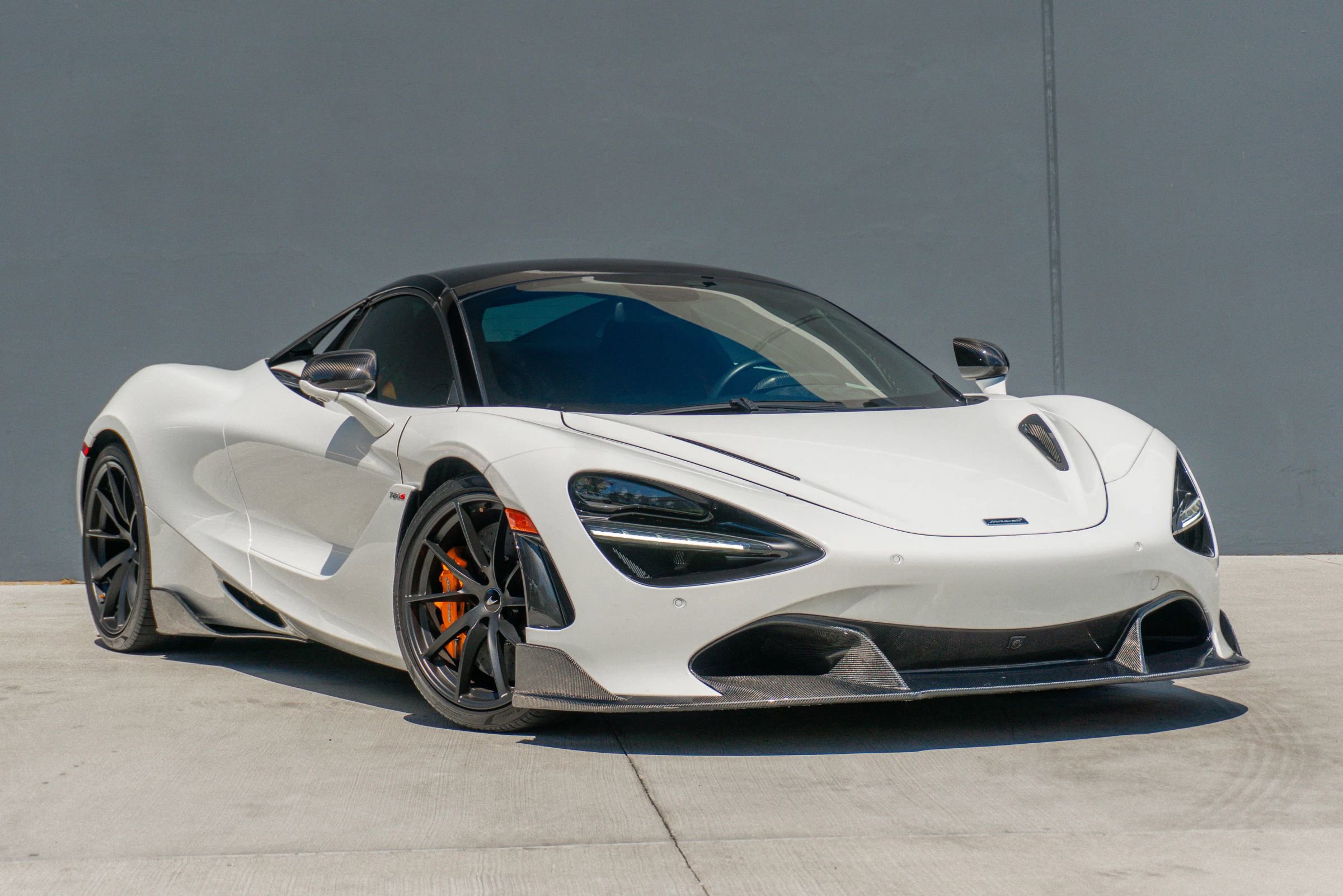 Used 2021 McLaren 720S Spider image 6
