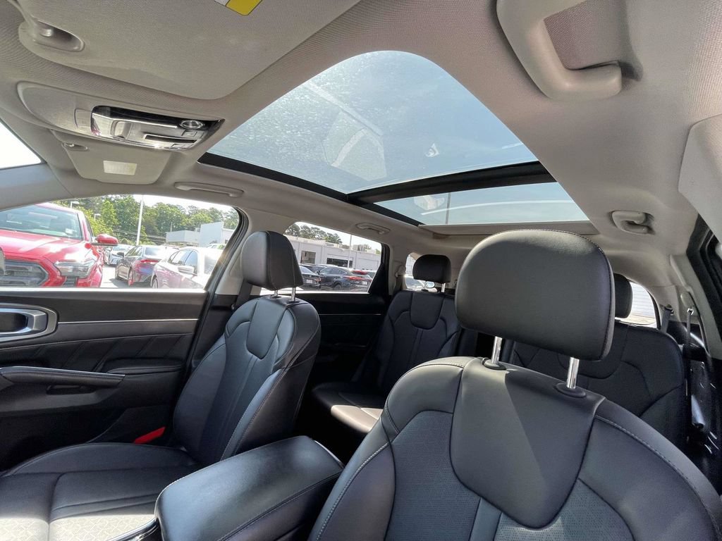 Used 2023 Kia Sorento SX FWD image 23
