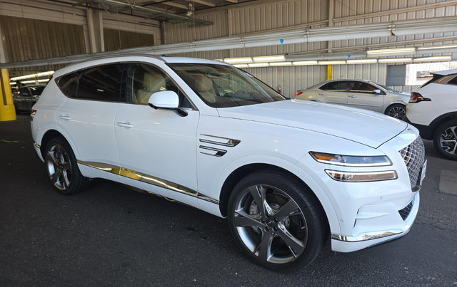 Used 2024 Genesis GV80 3.5T w/ Prestige Package AWD/4WD image 2