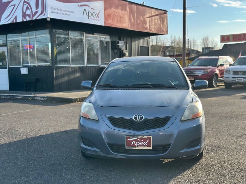 Used 2010 Toyota Yaris Sedan FWD image 3
