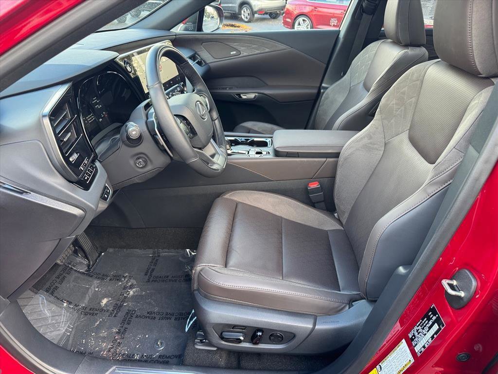 Used 2025 Lexus RX 450h AWD w/ Convenience Package image 6