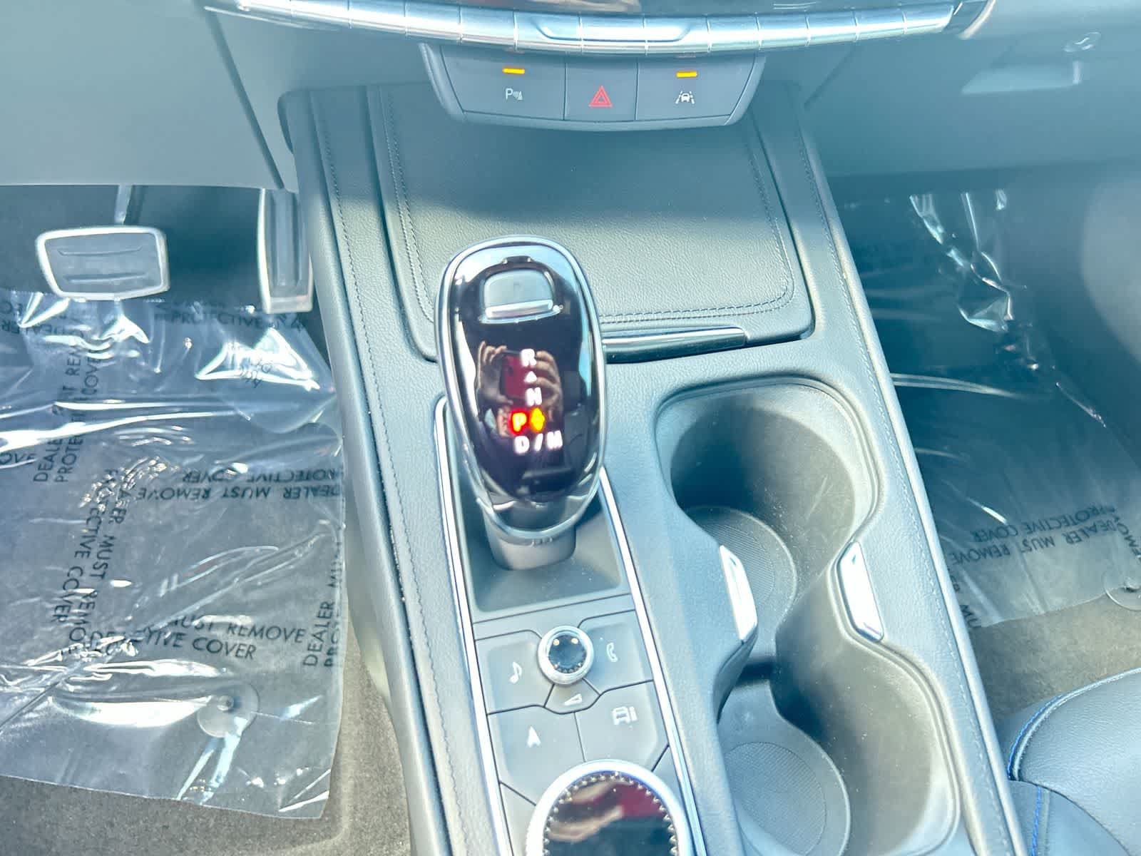 Used 2024 Cadillac XT4 Sport FWD image 18