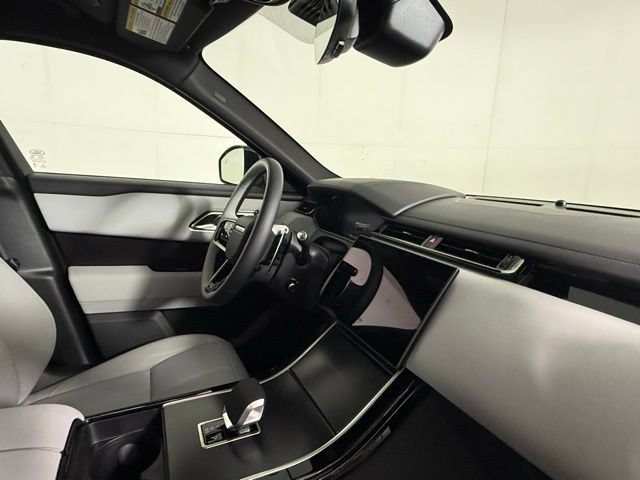 New 2026 Land Rover Range Rover Velar Belgravia AWD/4WD image 31