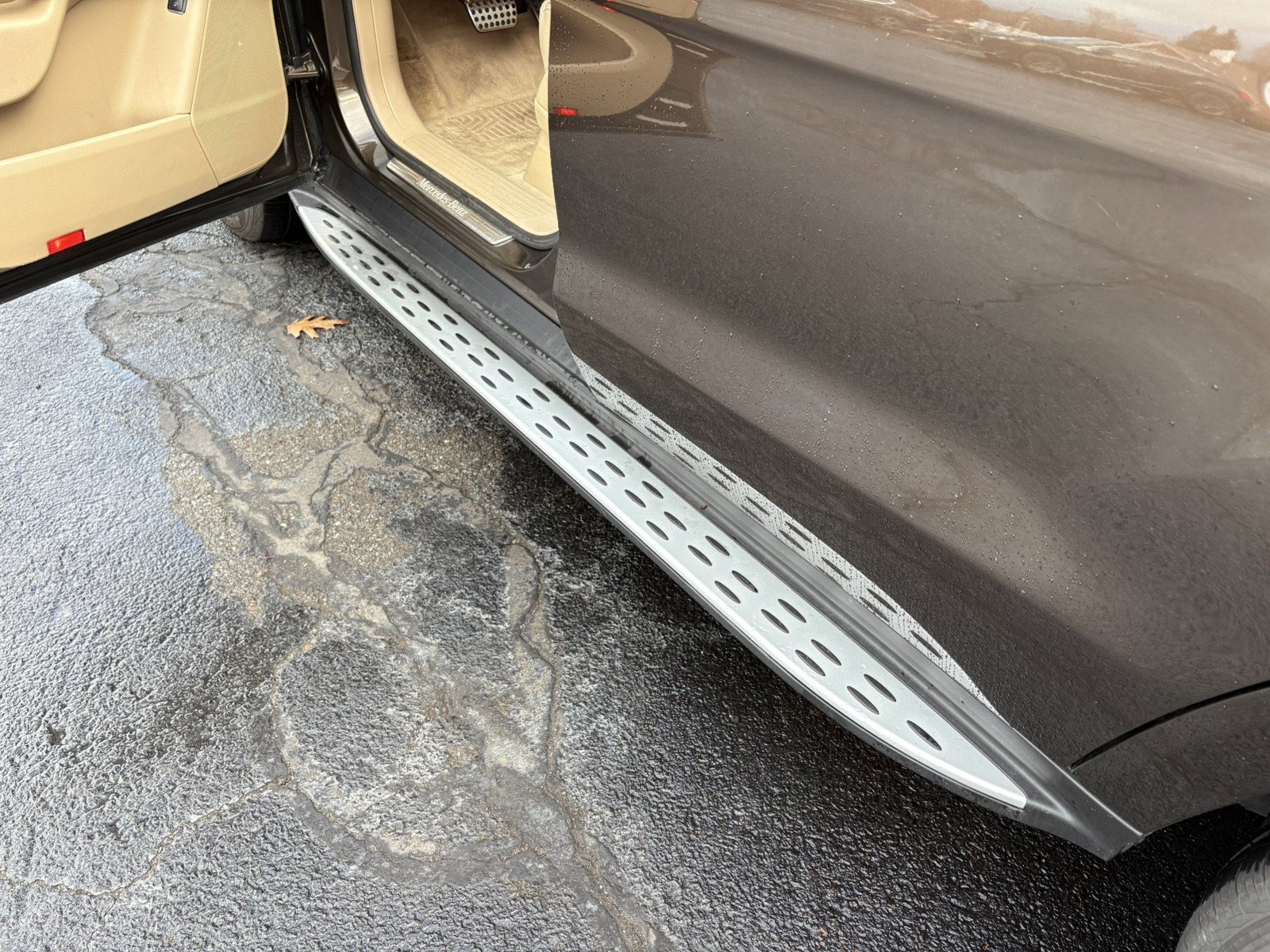 Used 2014 Mercedes-Benz GL 450 4MATIC image 11