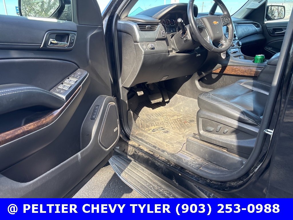 Used 2020 Chevrolet Tahoe LT w/ RST Edition image 11