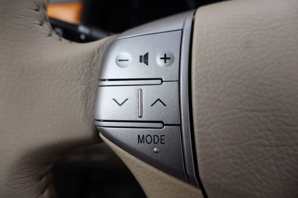 Used 2007 Toyota Avalon XL image 29