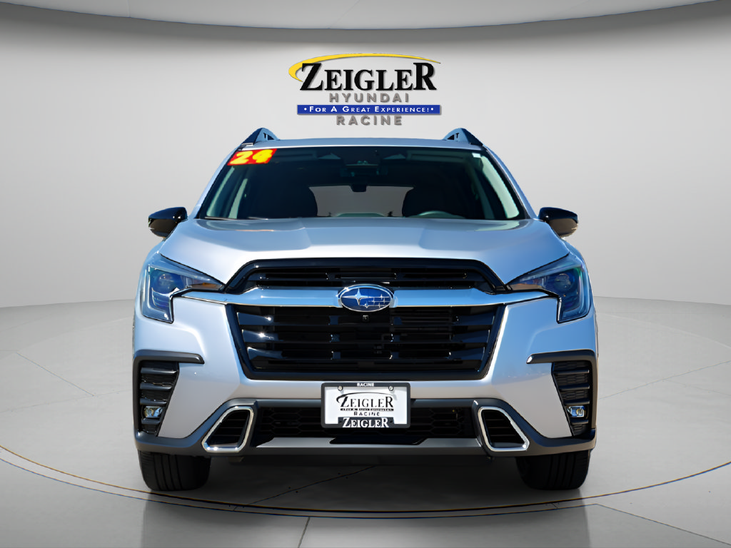 Used 2024 Subaru Ascent Touring AWD/4WD image 2