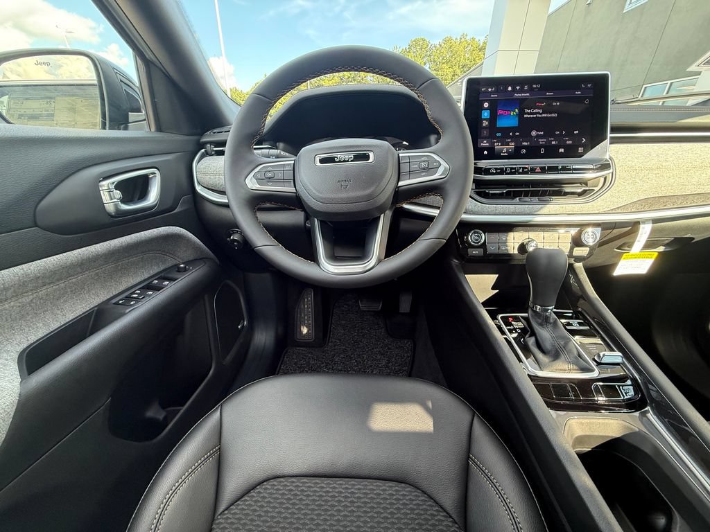 New 2026 Jeep Compass Latitude AWD/4WD image 8
