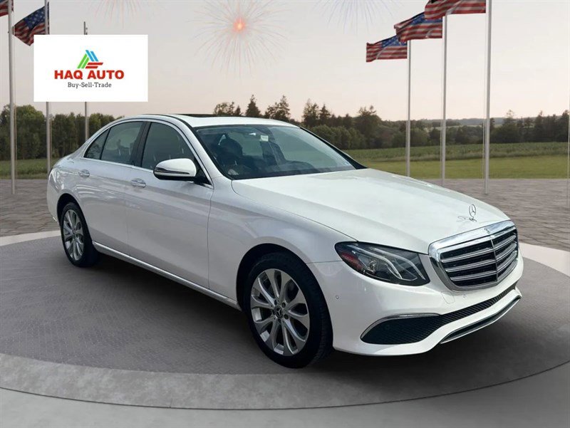 Used 2018 Mercedes-Benz E 300 4MATIC image 3
