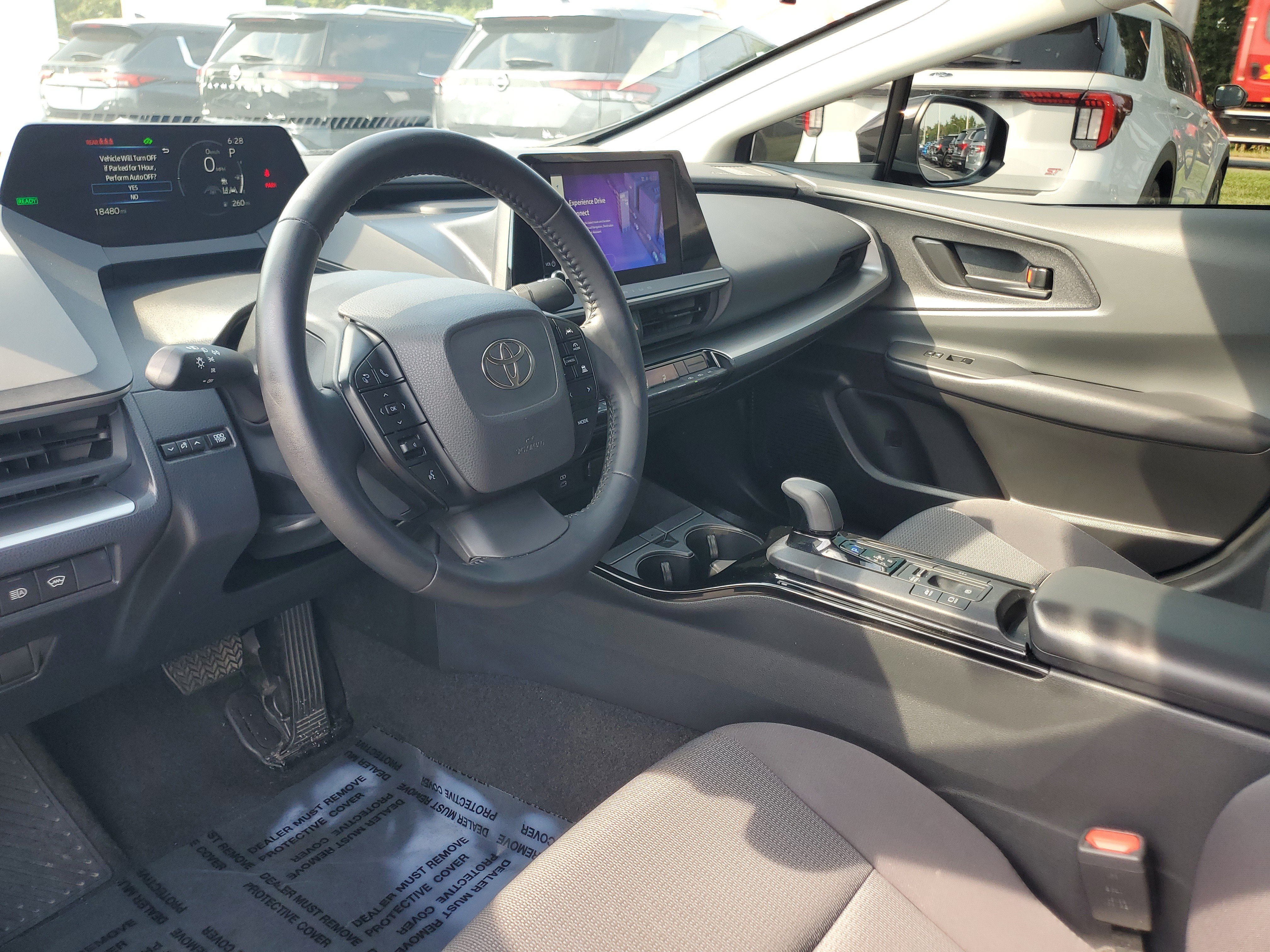 Certified 2025 Toyota Prius LE FWD image 16