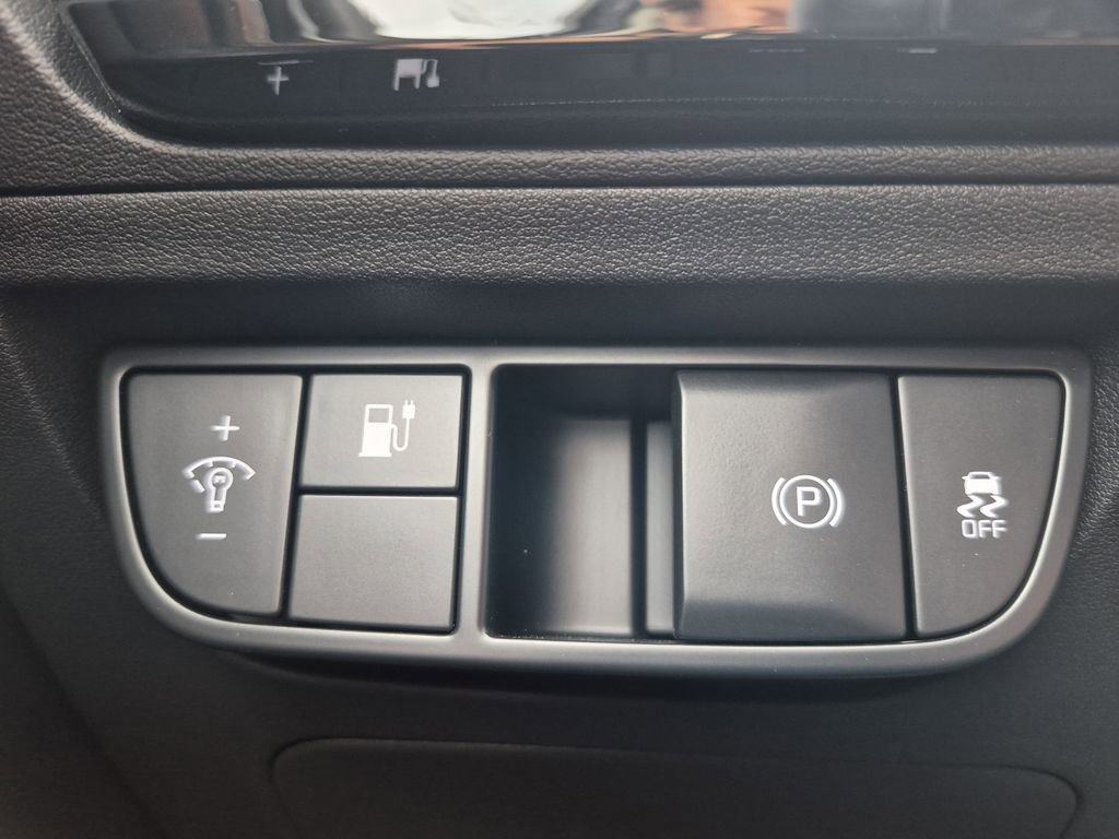 New 2025 Kia EV6 Light w/ Light LR Technology Package image 24