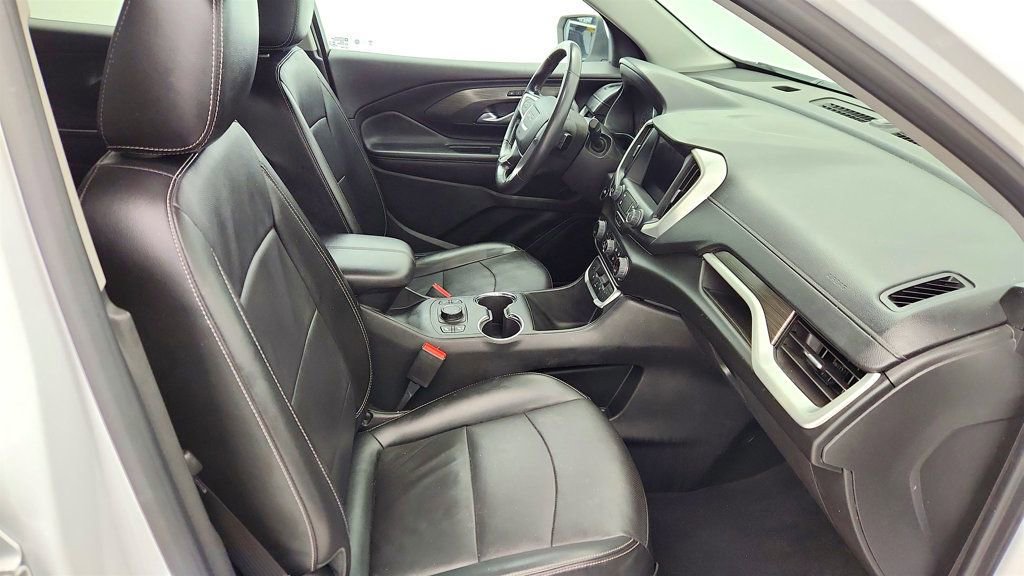 Used 2022 GMC Terrain SLT image 24
