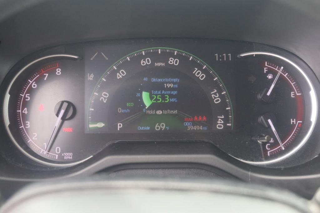 Used 2023 Toyota RAV4 LE AWD/4WD image 31