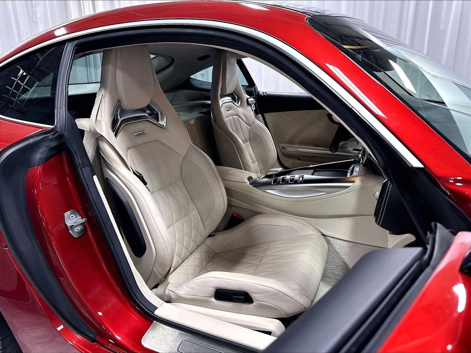 Used 2020 Mercedes-Benz AMG GT C image 25