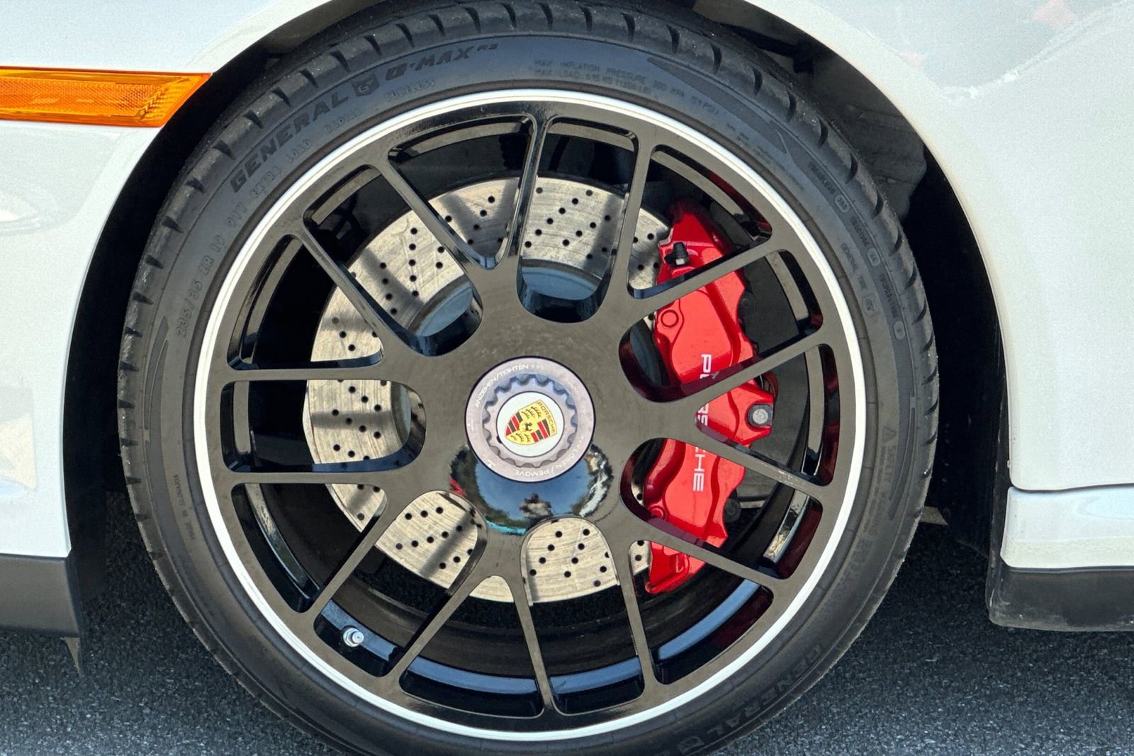 Used 2011 Porsche 911 Turbo image 44